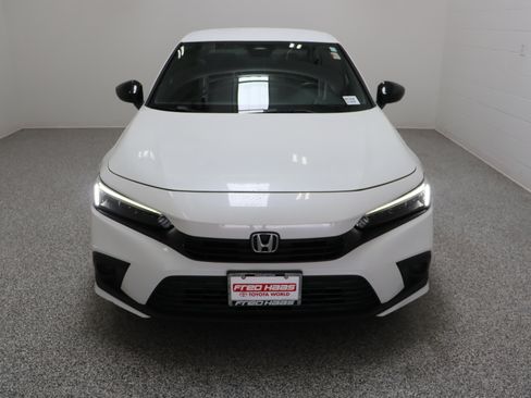 Used 2022 Honda Civic Sport image 3