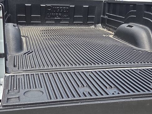 Used 2024 RAM 3500 Big Horn AWD/4WD image 8
