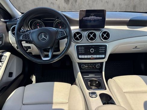 Used 2019 Mercedes-Benz GLA 250 4MATIC image 9