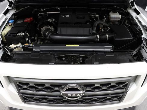 Used 2023 Nissan Frontier SV w/ Technology Package RWD image 28