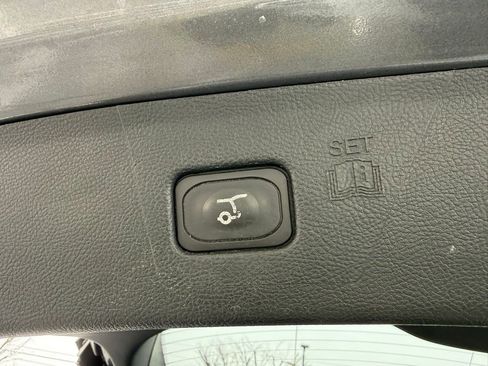 Used 2022 Ford Edge SEL w/ Sport Appearance Package image 33