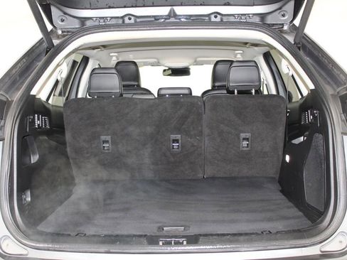 Used 2024 Ford Edge Titanium image 14