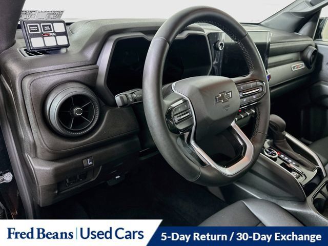 Used 2026 Chevrolet Colorado Trail Boss AWD/4WD image 13