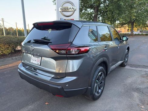 New 2026 Nissan Rogue SV image 7