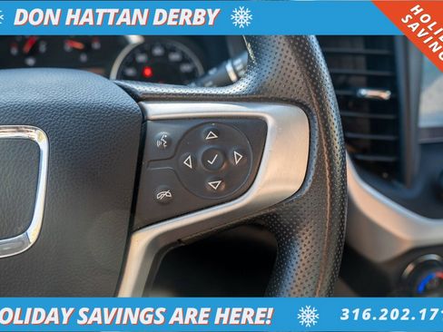 Used 2023 GMC Acadia SLE w/ Driver Convenience Package image 12