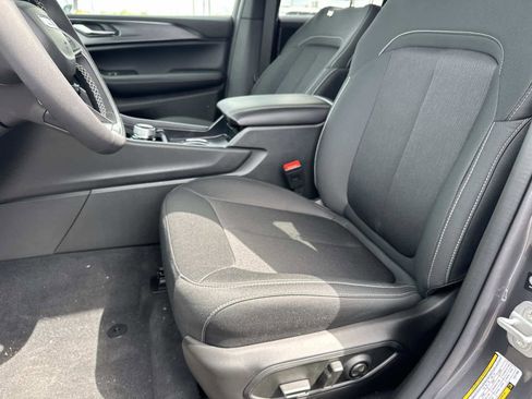 New 2026 Jeep Grand Cherokee Laredo RWD image 11