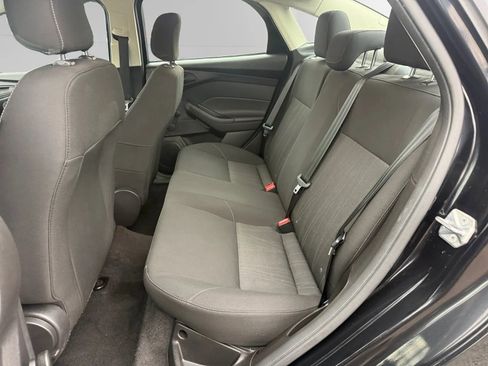 Used 2017 Ford Focus S image 17