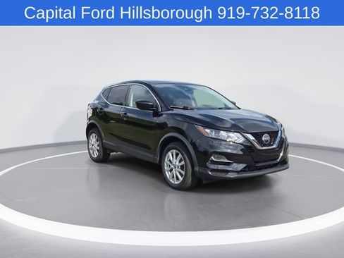 Used 2021 Nissan Rogue Sport S FWD image 2