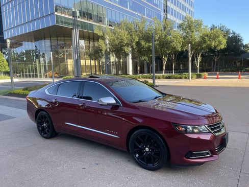 Used 2018 Chevrolet Impala Premier w/ Premier Convenience Package FWD image 4