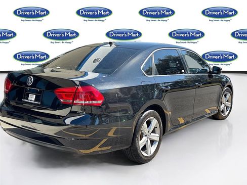 Used 2013 Volkswagen Passat 2.5 SE image 8