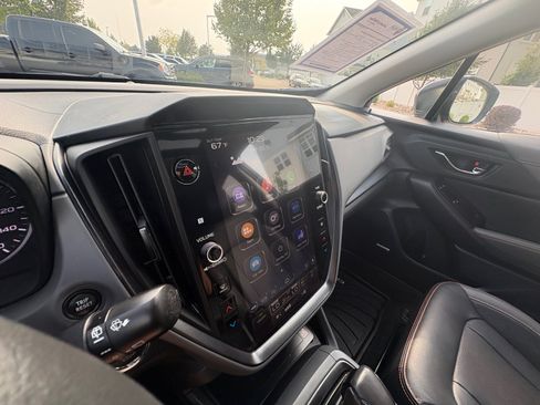 Certified 2024 Subaru Crosstrek 2.5i Limited w/ Crosstrek Mirror Package AWD/4WD image 12