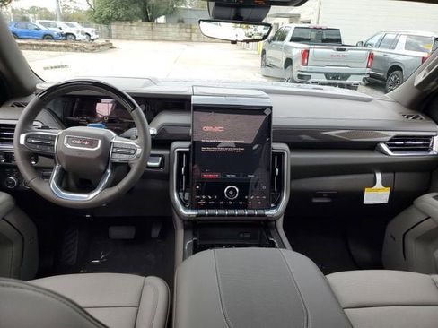 New 2026 GMC Yukon XL Elevation w/ Elevation Premium Package image 12