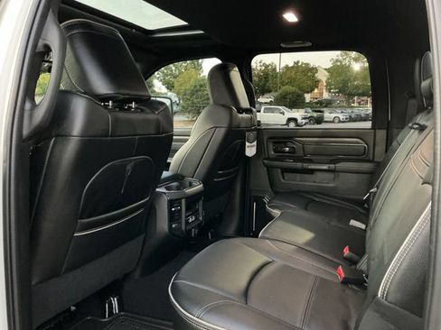 Used 2024 RAM 2500 Limited AWD/4WD image 25