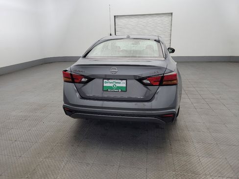 Used 2024 Nissan Altima 2.5 SV image 7