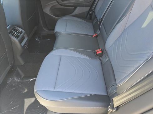 New 2026 Volkswagen Tiguan SE R-Line image 15