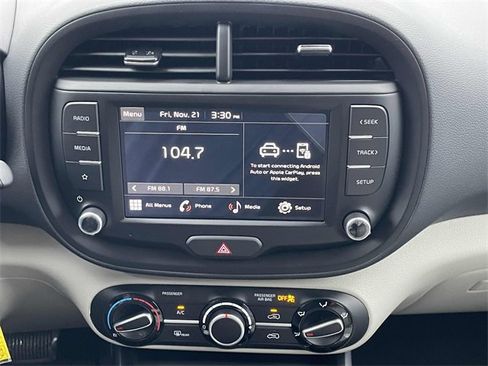 New 2025 Kia Soul LX image 9