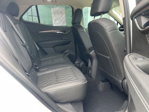 Used 2021 Buick Envision Avenir w/ Technology Package II image 22