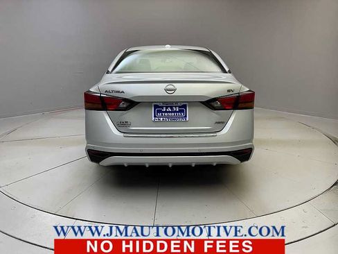 Used 2023 Nissan Altima 2.5 SV AWD/4WD image 4