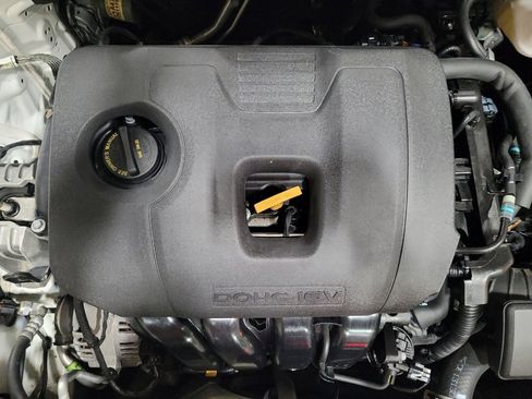 Used 2020 Hyundai Elantra SE w/ Cargo Package (C1) image 30