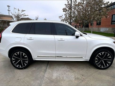 New 2026 Volvo XC90 T8 Ultra w/ Protection Package Premier AWD/4WD image 22