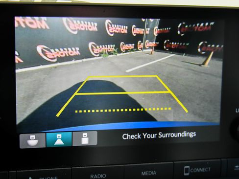 Used 2023 Honda Civic Sport image 18