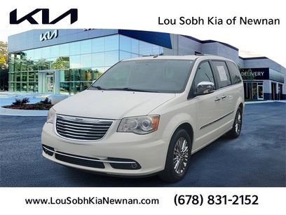 Used 2011 Chrysler Town & Country Limited