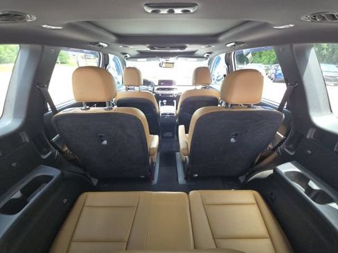 Used 2022 Kia Telluride SX w/ Towing Package FWD image 14