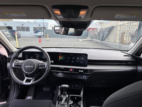Used 2025 Kia K5 LXS FWD image 38