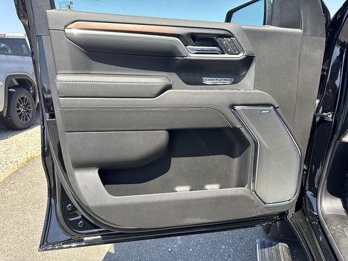 New 2026 GMC Sierra 1500 Denali AWD/4WD image 19