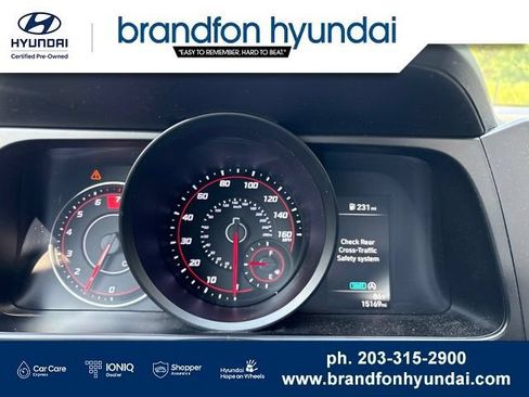 Used 2023 Hyundai Elantra SE FWD image 17