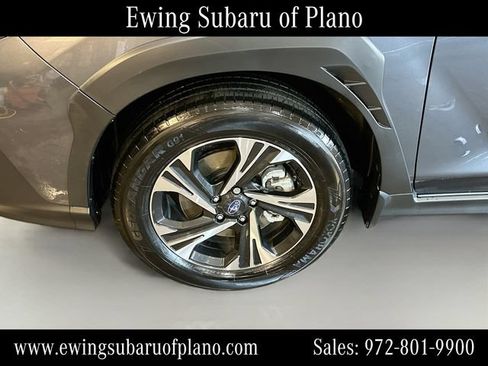 Used 2024 Subaru Crosstrek 2.0i Premium AWD/4WD image 32