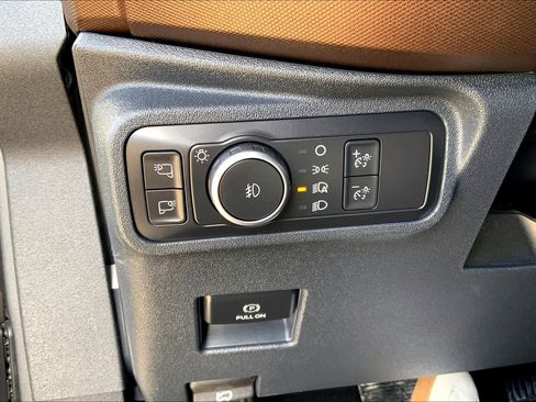 Certified 2022 Ford Bronco Outer Banks w/ Sasquatch Package image 32