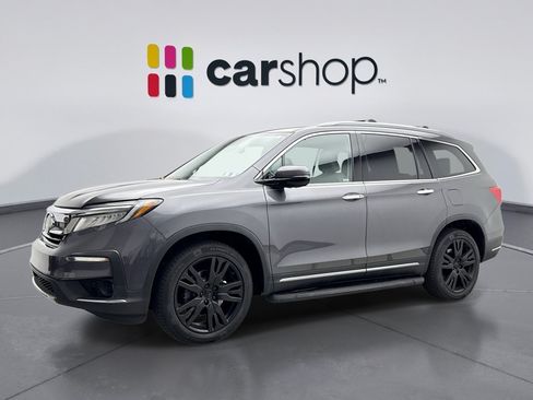 Used 2022 Honda Pilot Touring image 1