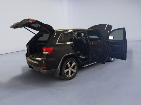Used 2012 Jeep Grand Cherokee Overland AWD/4WD image 14