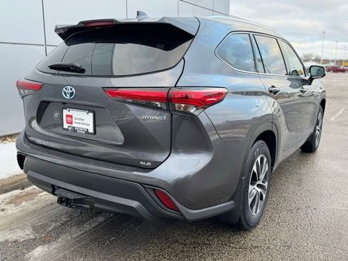 Certified 2020 Toyota Highlander XLE image 41