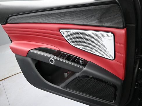 Used 2023 Maserati Grecale Modena image 25