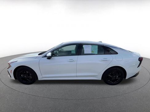 Used 2025 Kia K5 LXS FWD image 9