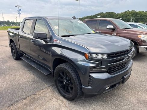 Used 2021 Chevrolet Silverado 1500 RST AWD/4WD image 2