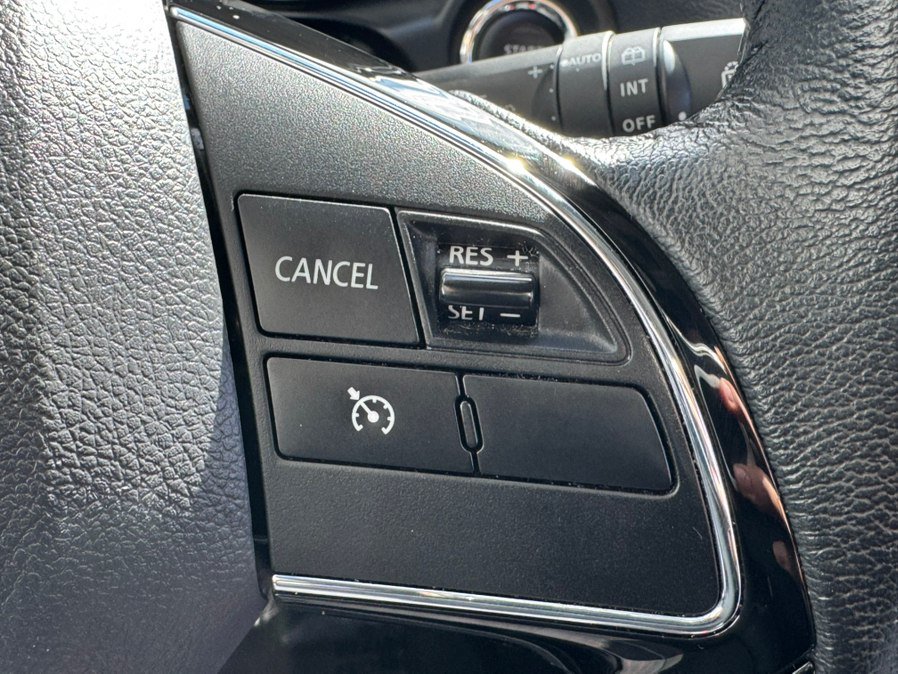 Used 2025 Mitsubishi Outlander Sport AWD image 16