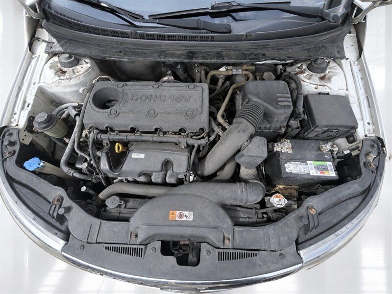 Used 2013 Kia Forte EX FWD image 16