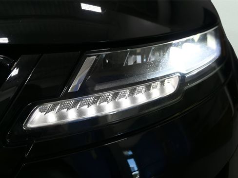 Used 2020 Land Rover Range Rover Evoque S AWD/4WD image 35