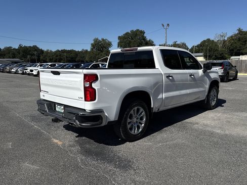 Used 2022 Chevrolet Silverado 1500 LTZ AWD/4WD image 5