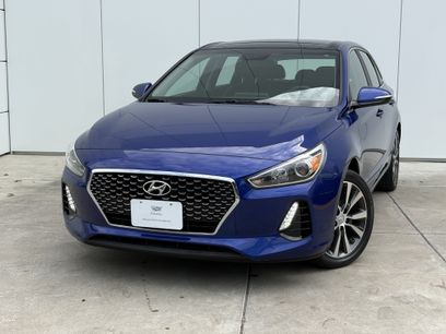Used 2020 Hyundai Elantra GT w/ Style Package 02