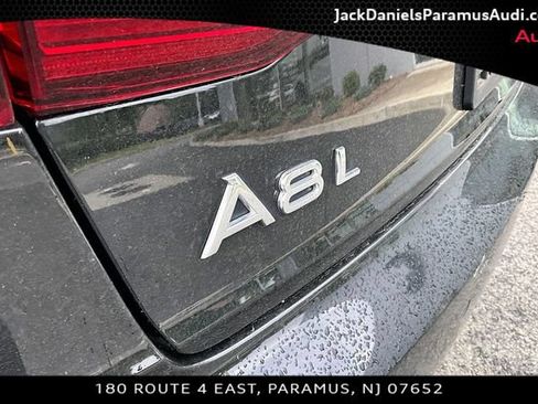 Certified 2022 Audi A8 L 3.0T AWD/4WD image 23
