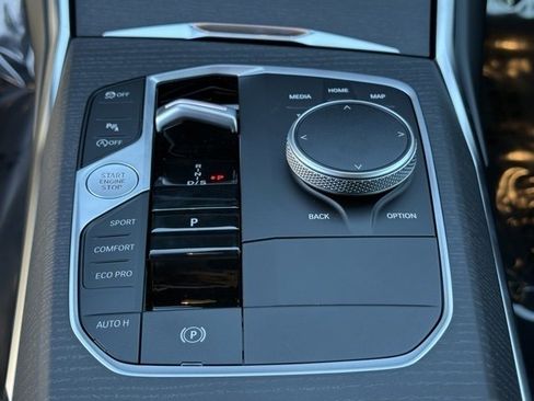 New 2026 BMW 330i xDrive Sedan w/ Convenience Package image 24