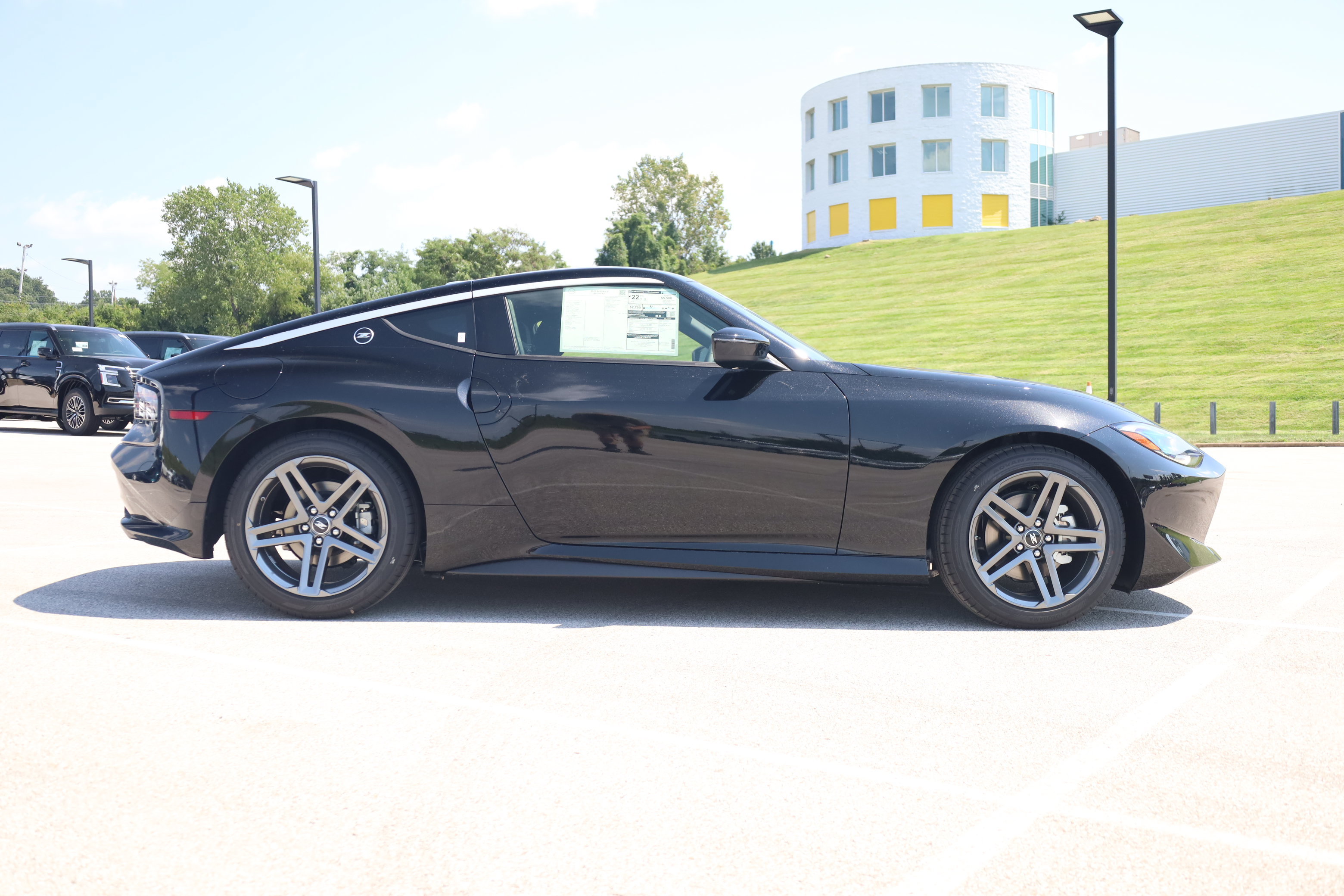 New 2027 Nissan Z Sport w/ Essentials Package (Sport) RWD image 4