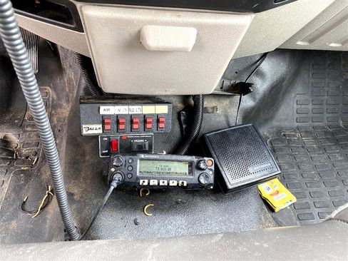 Used 2010 Ford F250 XLT image 19