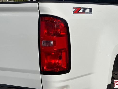 Used 2020 Chevrolet Colorado Z71 image 31