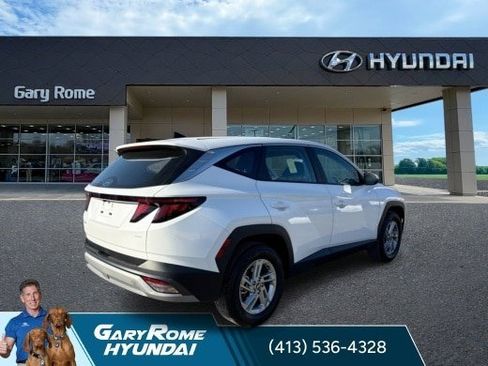 Used 2025 Hyundai Tucson SE AWD/4WD image 8