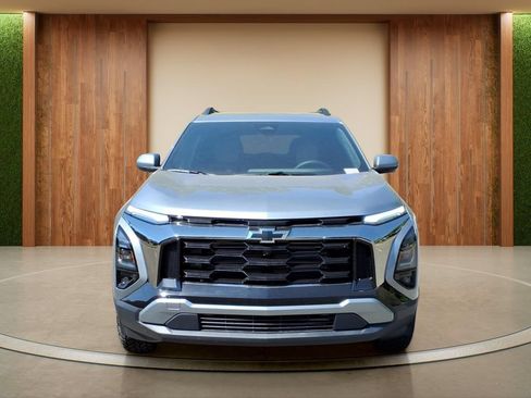 New 2026 Chevrolet Equinox ACTIV AWD/4WD image 2